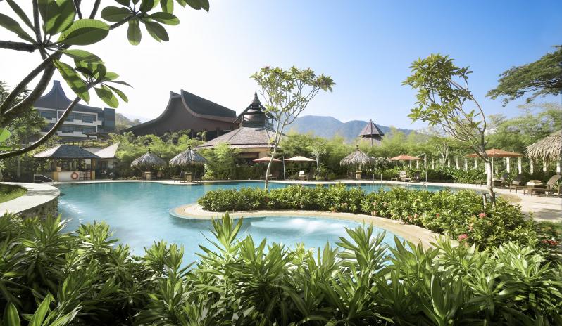 Shangri-La's Rasa Sayang Resort & Spa-Rasa Wing Swimming Pool 01