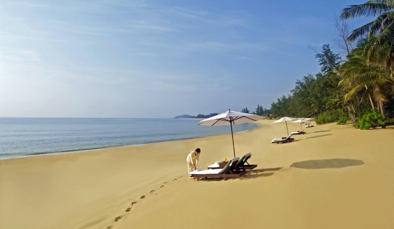 Tanjong Jara Resort beach