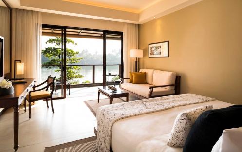 Anantara Kalutara Resort-Deluxe lagoon view room 01_13773