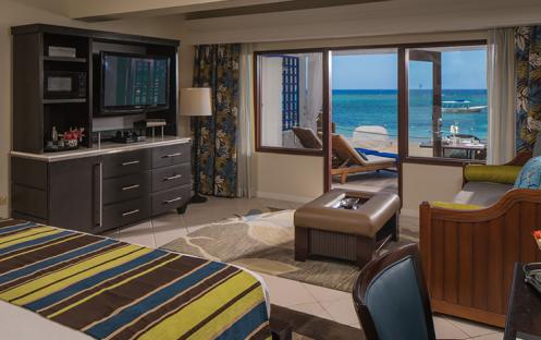 Beaches Ocho Rios - A Spa, Golf & Waterpark Resort-Greek Honeymoon Beachfront Walkout Concierge Suite 3_385