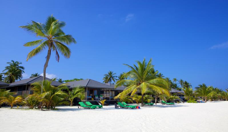 Kuredu Island Resort & Spa-Beach