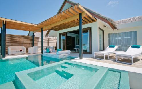 Niyama Private Islands Maldives-Deluxe Water Pool Villa 02_15608