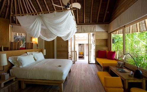 Six Senses Laamu-Lagoon Beach Villa bedroom_4862