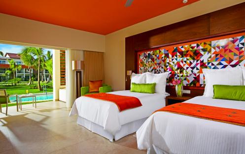 Breathless Punta Cana Resort & Spa-Allure Junior Suite Swim Up Double_7892