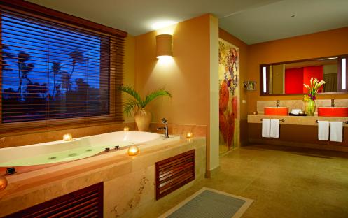Breathless Punta Cana Resort & Spa-Xhale Club Master Suite Ocean Front Bathroom_7898