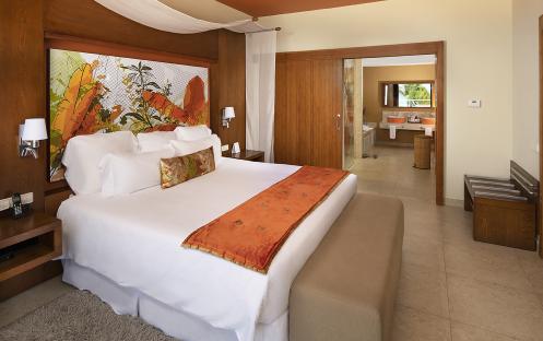Breathless Punta Cana Resort & Spa-Xhale Club Master Suite Ocean Front bedroom_7898