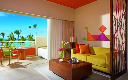 Breathless Punta Cana Resort & Spa-xhale club Junior Suite Partial Ocean View_7897