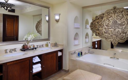 One&Only Royal Mirage Residence & Spa-RS Executive Suite Bathroom_11906