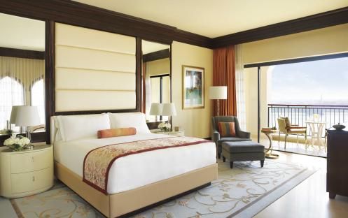 The Ritz Carlton Abu Dhabi-Deluxe Room_7426