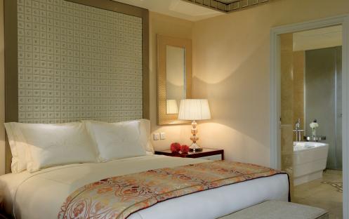 The Ritz Carlton Abu Dhabi-Garden Suite_7428