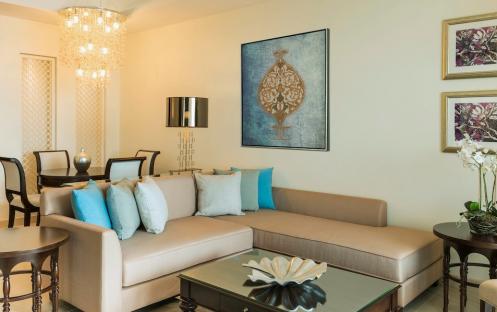 Al Dana Suite Living Room_9142
