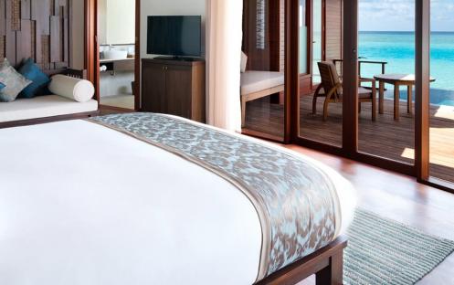 Anantara Dhigu Maldives Resort-Anantara Over Water Pool Suite_5136