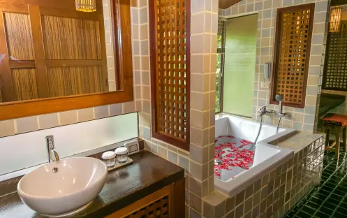 Centara Koh Chang Tropicana Resort-Cabana Suite 6_7497