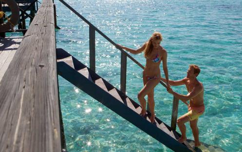 Komandoo Island Resort & Spa-Ocean Jacuzzi Water Villa 2_16897