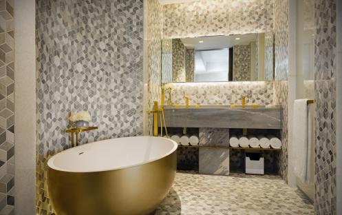 FIVE Palm Jumeirah Dubai-Junior Suite Sea View Bathroom_12600