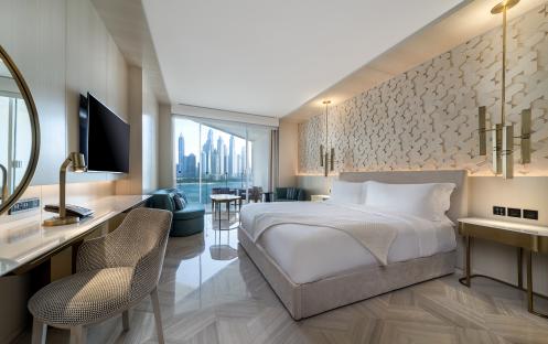 FIVE Palm Jumeirah Dubai-Luxe Sea View Bedroom_12597