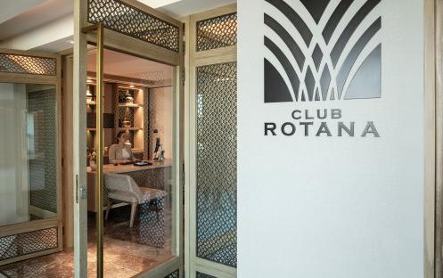 Club Rotana Lounge Entrance
