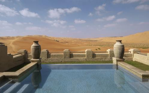 qasr_al_sarab_desert_resort_by_anantara_guest_room_two_bedroom_villa_outdoor_pool_desert_view