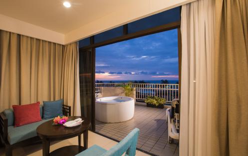 Centara Karon Resort-Deluxe Honeymoon Spa Suite At The Terraces 4_2457