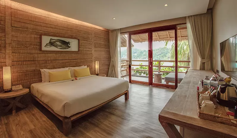 The-Beach-Club-by-Haadtien-beach-balcony3.r