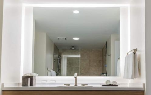 Hyatt-Regency-Aruba-Resort-Spa-and-Casino-P496-Bathroom-Vanity.16x9
