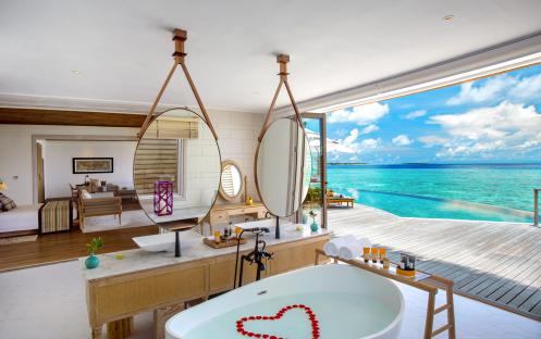 Milaidhoo Island Maldives-Ocean Residence romantic bath with a view_13649