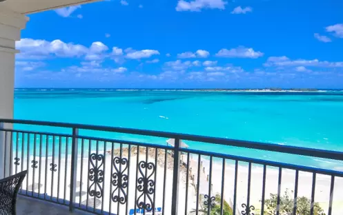 Balmoral Beachfront Club Level Room - BC (3)