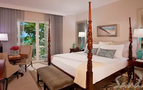 Balmoral Honeymoon Room - HH (4)