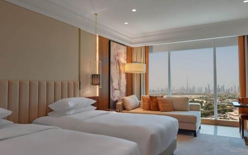 Grand-Hyatt-Dubai-P572-Two-Twin-Beds-Skyline-View.16x9