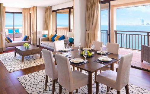 anantara_the_palm_dubai_two_bedroom_apartment_withterrace_living_area_1920x1037