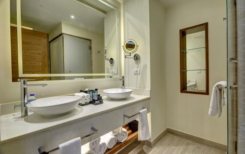 Junior Suite Bay View 5_ Junior Suite Bay View 5_