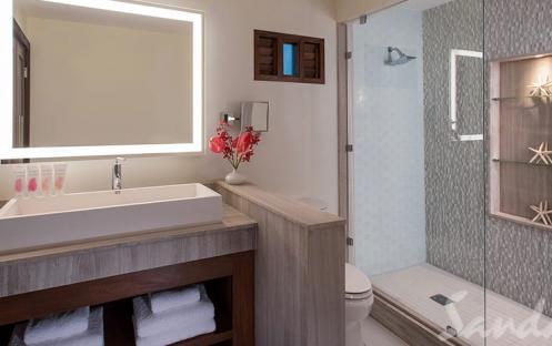 Beachfront Honeymoon Butler Room Suite with Private Pool Sanctuary – 1BP (6)