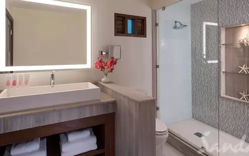 Honeymoon Butler Room with Private Pool Sanctuary – 1P (2) Honeymoon Butler Room with Private Pool Sanctuary – 1P (2)