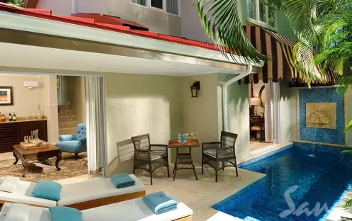 Honeymoon Hideaway One Bedroom Suite with Private Pool - BH (5)