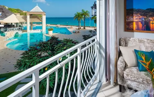 Honeymoon Luxury Oceanview Room - LO (1)