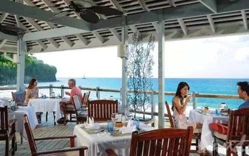Neptune's Restaurant (3)