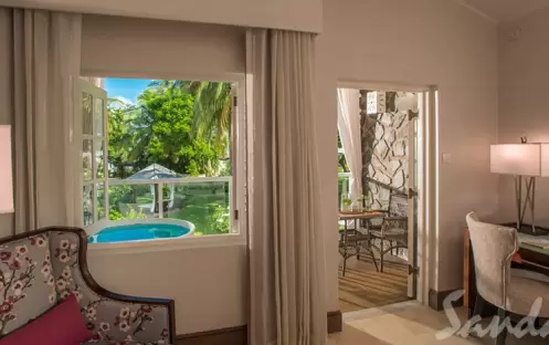 Oceanview Club Level Room with Balcony Tranquility Soaking Tub - OVT (1) Oceanview Club Level Room with Balcony Tranquility Soaking Tub - OVT (1)