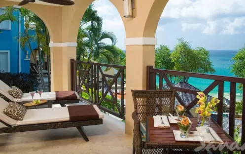 Piton Oceanview Two Story Butler Veranda Suite - BO (3)