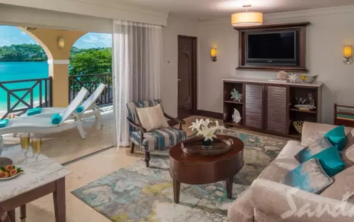 Piton Oceanview Two Story Butler Veranda Suite - BO (5)