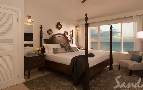 Sunset Bluff Penthouse OV One Bedroom Butler Suite with Balcony Trqty Soaking Tub - PP1 (4)