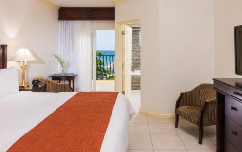 Jewel Paradise Cove Adult Beach Resort & Spa, All-Inclusive-Oceanfront Concierge Guest Room_8653