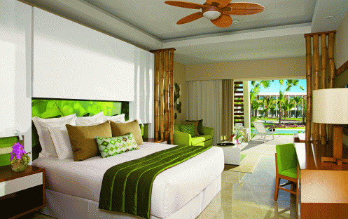 Now Onyx Punta Cana-Preferred-Club-Junior-Suite-Swim-Up-bedroom_14263