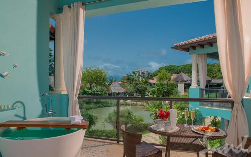 Sandals Grenada Resort & Spa-Lover's Lagoon Hideaway Junior Suite with Balcony Tranquility Soaking Tub 1_12340