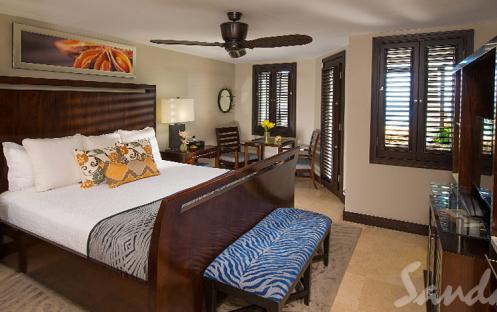 Sandals Grenada Resort & Spa-Pink Gin Hideaway Room with Patio Tranquility Soaking Tub 2_7668