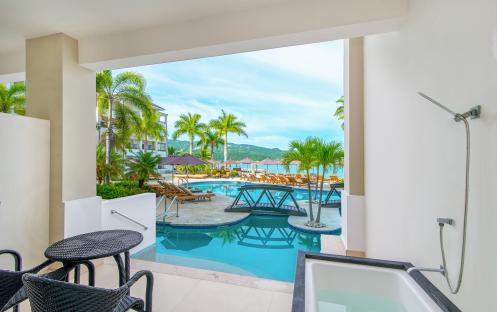 Secrets Wild Orchid Montego Bay-Preferred Club Master Suite Ocean Front Swim Out_15027
