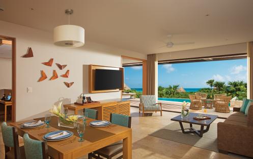 DREAMS PLAYA MUJERES PREFERRED CLUB  MASTER SUITE OCEAN FRONT WITH PRIVATE POOL  LIVING ROOM