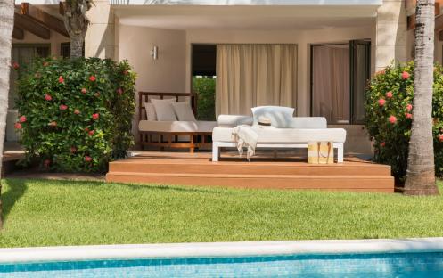 EXCELLENCE PLAYA MUJERES JUNIOR SWIM UP SUITE SPA OR POOL VIEW PATIO