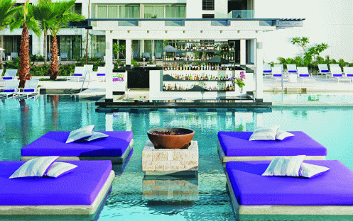 Breathless Riviera Cancun Resort & Spa-Twist Squeeze_5556