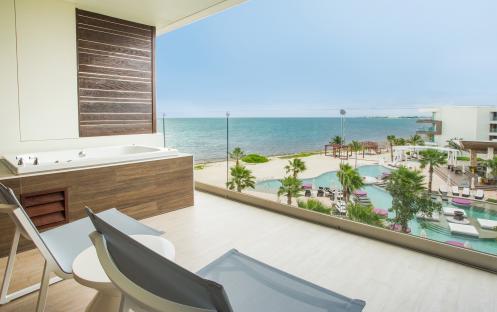Breathless Riviera Cancun Resort & Spa-Xhale Club Junior Suite Ocean View 3_11471