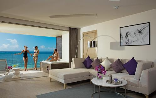 Breathless Riviera Cancun Resort & Spa-Xhale Club Master Suite Ocean Front 2_15009
